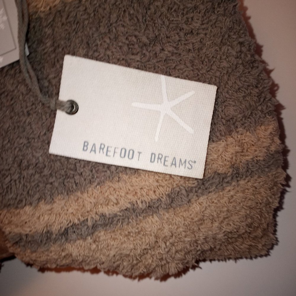 BAREFOOT DREAMS CozyChic Variegated Striped Blanket Throw - Tan/Warm Gray - Picture 8 of 10